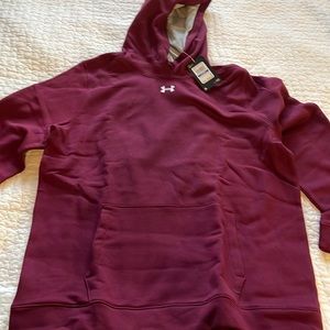 Under Armor women’s X-Large merlot